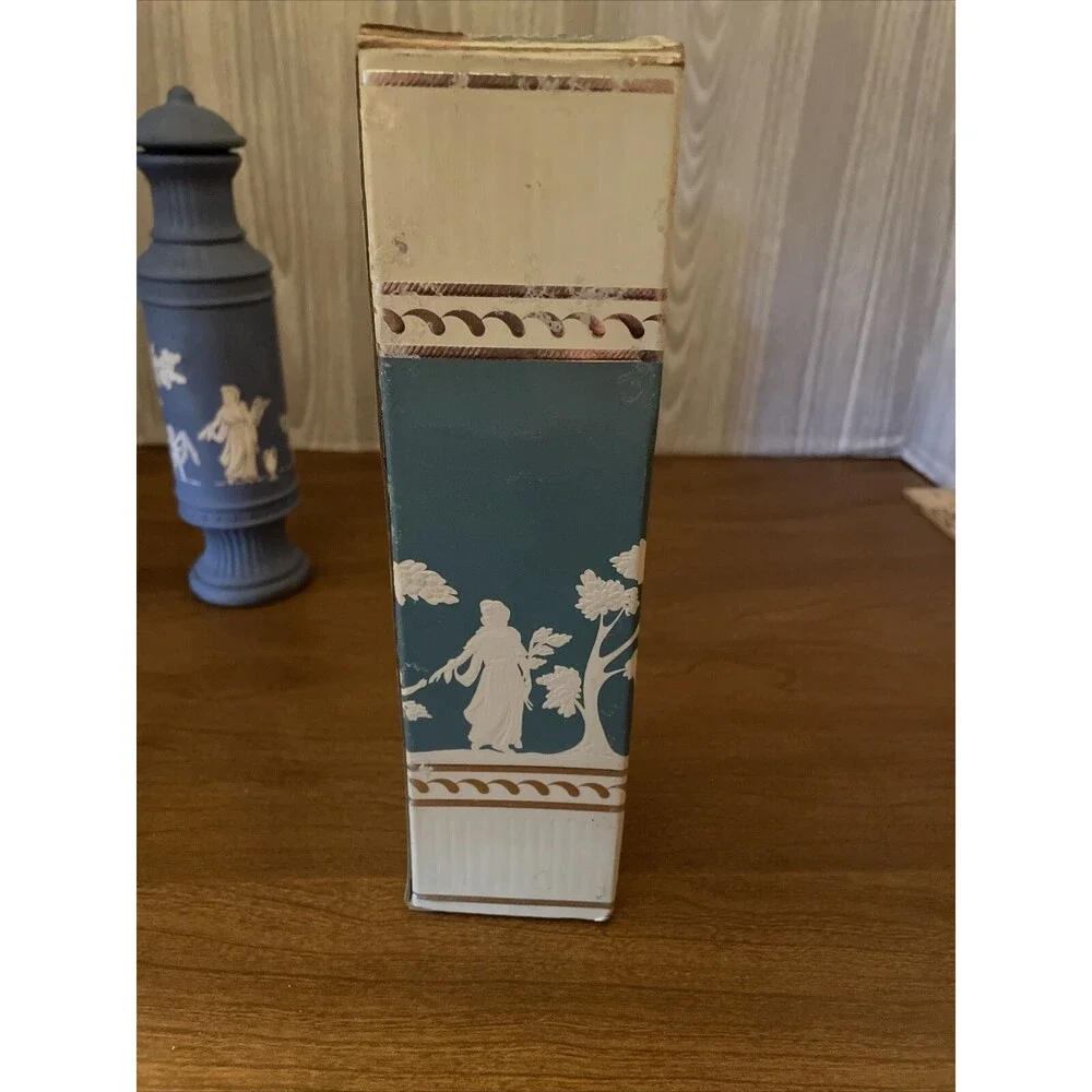 Vtg 1970s Avon Avonshire Blue Field Flowers Cologne NIB *STAINED*